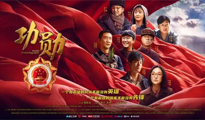 新作上架日历轮播图,九宫格日期卡与标签色块